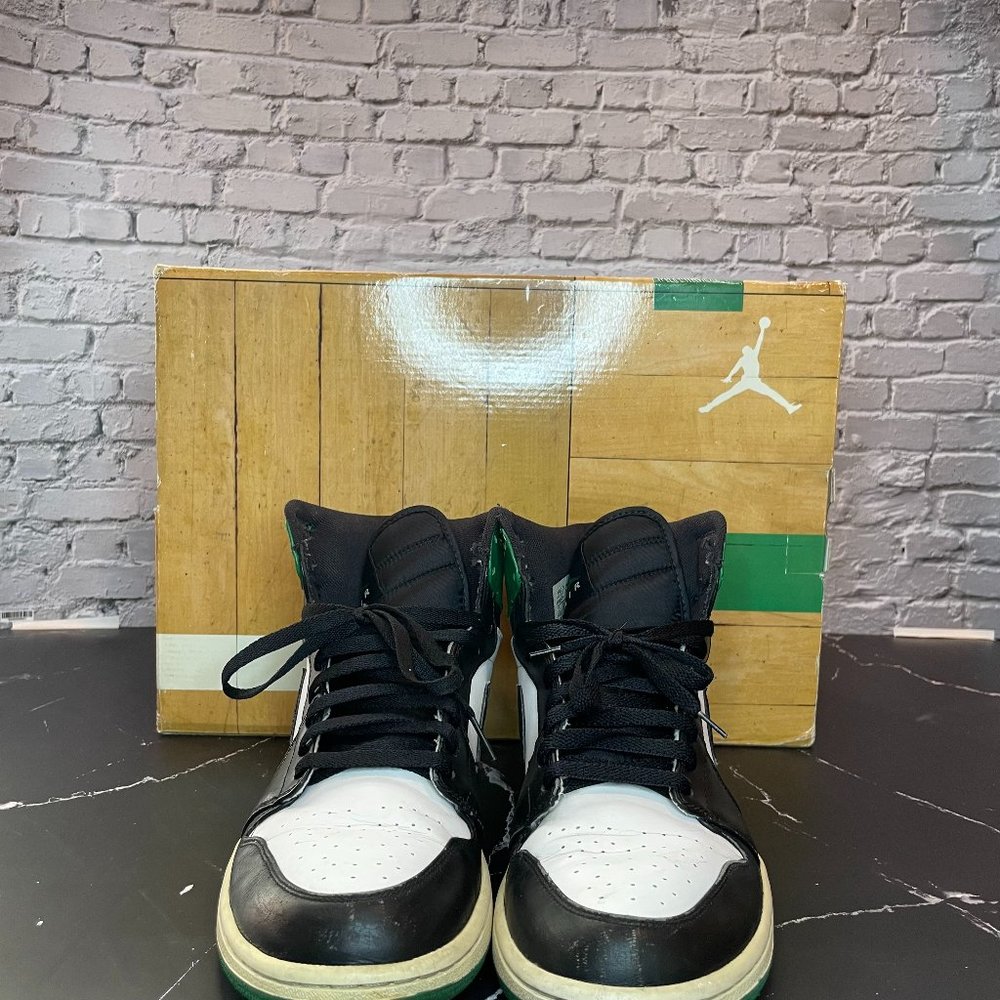 Size 11 - Air Jordan 1 Retro High Defining Moments 'Boston Celtics' (DMP) (2009)